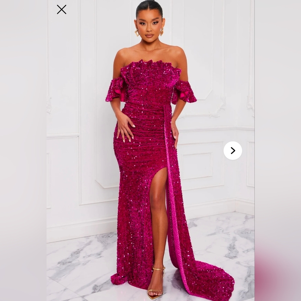 Fashion NOVA Starstruck Magenta gown